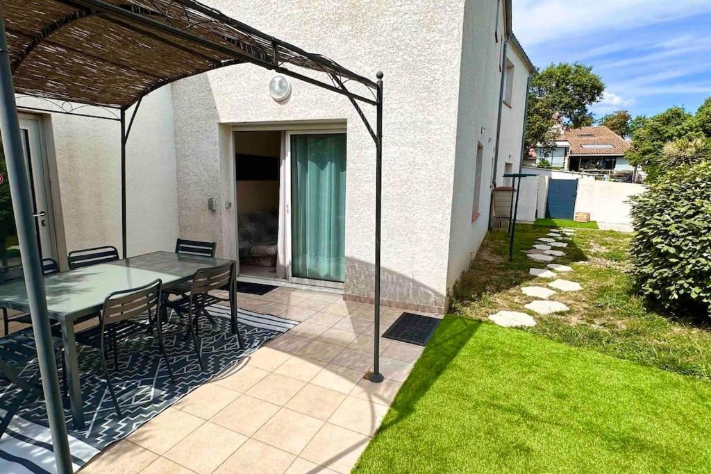 Appart Independent Garden Pool & Spa Sussargues Ngoại thất bức ảnh